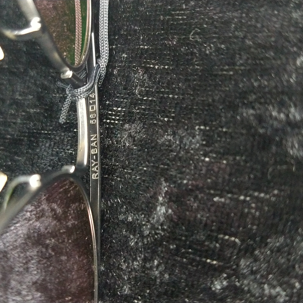 NEW!!!Ray-Ban Aviator Sun Glasses - Picture 7 of 9